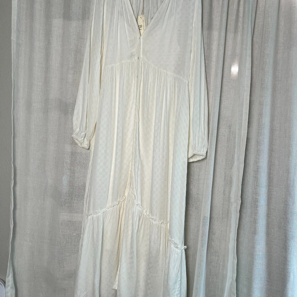 Love Stitch Long White Dress